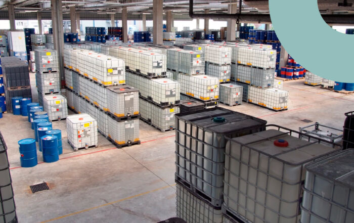 Productos en una planta con seguridad